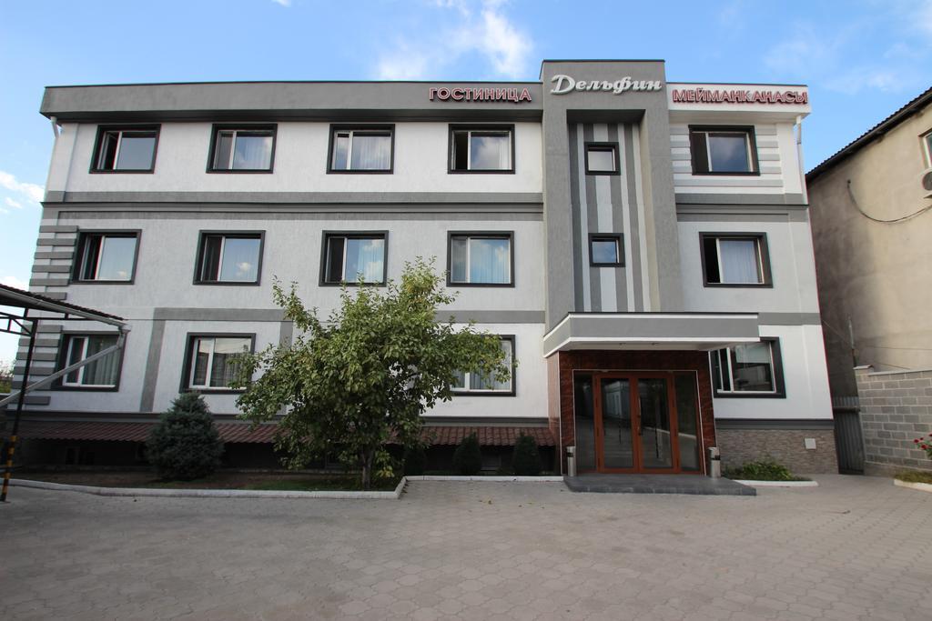 Delphin Guest House Bischkek Exterior foto